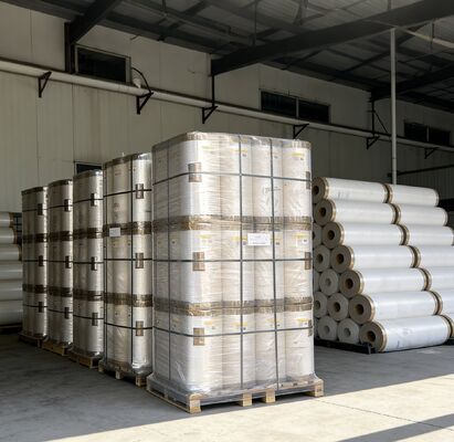湿度防止の光り輝くラミネーションフィルムとダブルサイドコロナ処理と高輝度仕上げのためのEVA粘着剤
