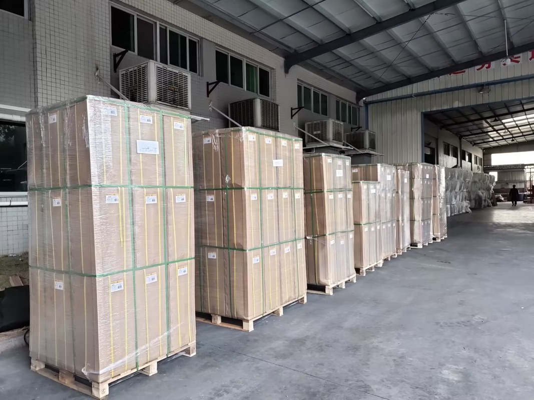 30MICRON 恒久的な熱結合と滑らかな表面を持つ熱ラミネーションフィルム