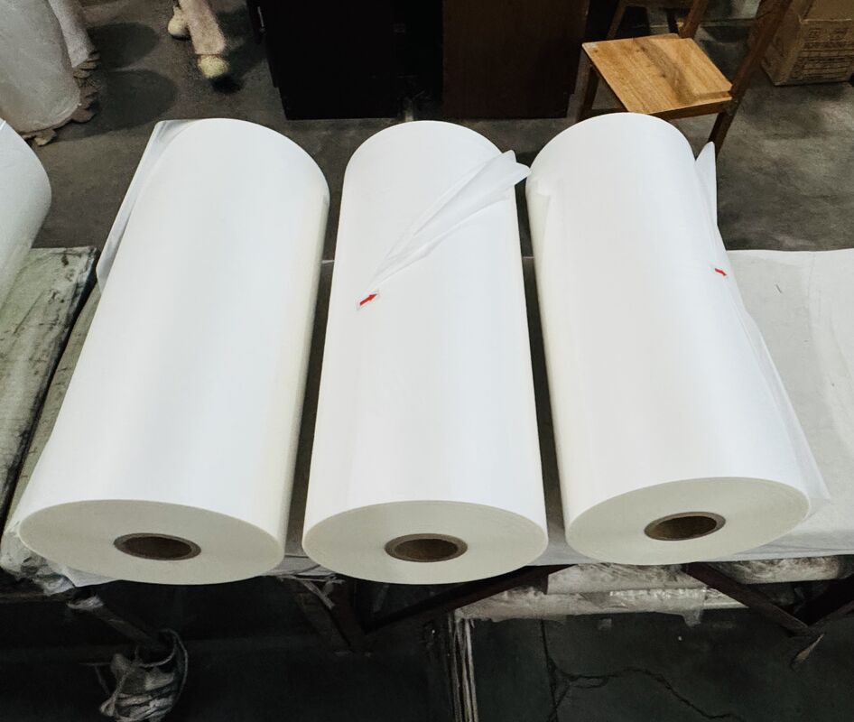 カスタマイズ可能なラベル付きプレミアムマットラミネートフィルム 長い保存期間とシームレスな仕上がりで保護を強化