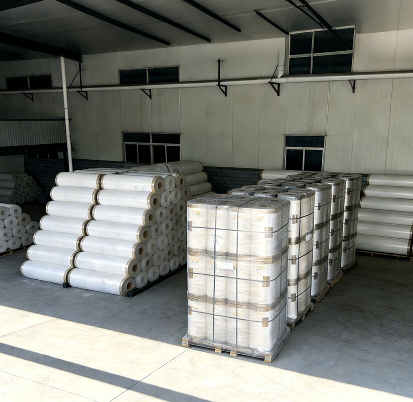 再生可能で環境に優しい柔らかい硬さ 17-45 マイクロン厚さの輝くラミネーションフィルム