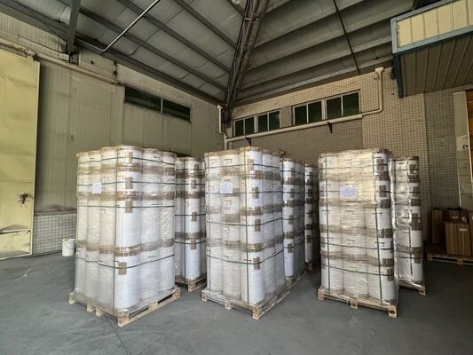 輝くPET熱ラミネーションフィルム,幅2200mm,温度耐性130°C